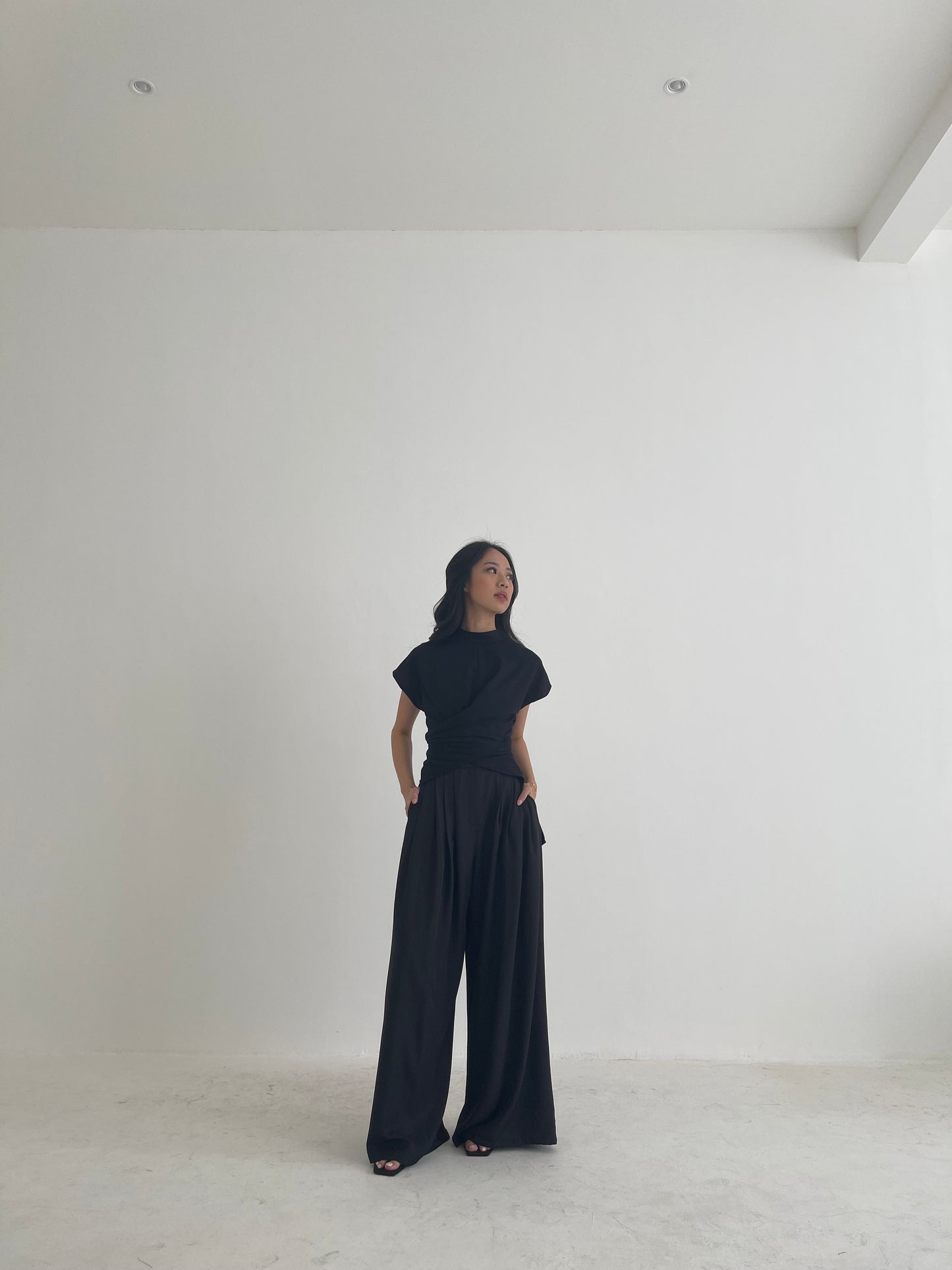 SAIGE WRAP TOP