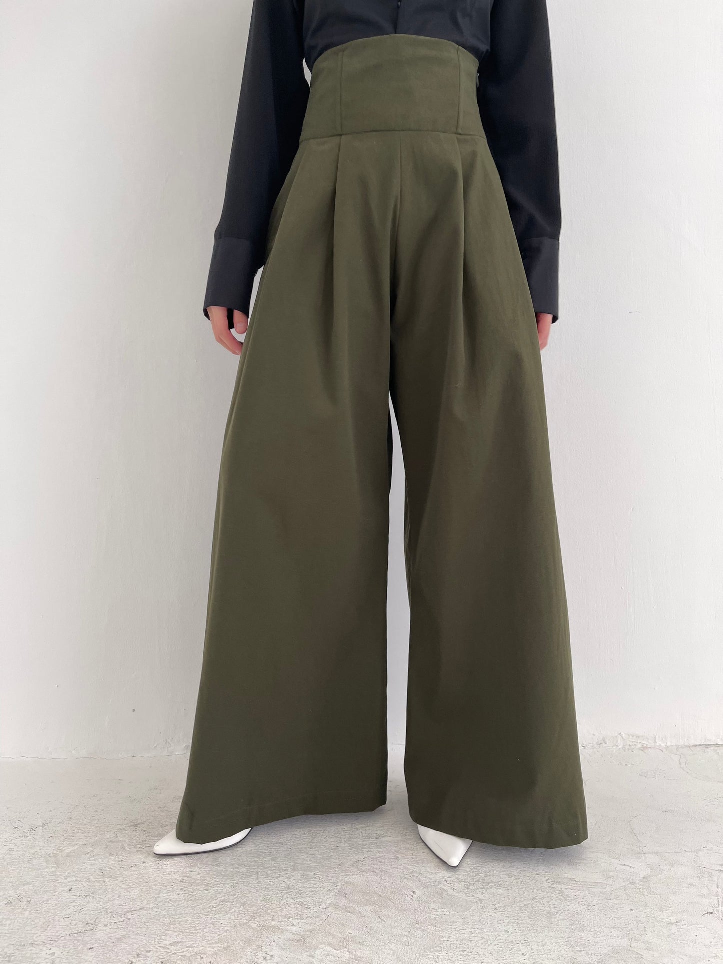 AXEL (FITTED CORSET WAIST) PANTS