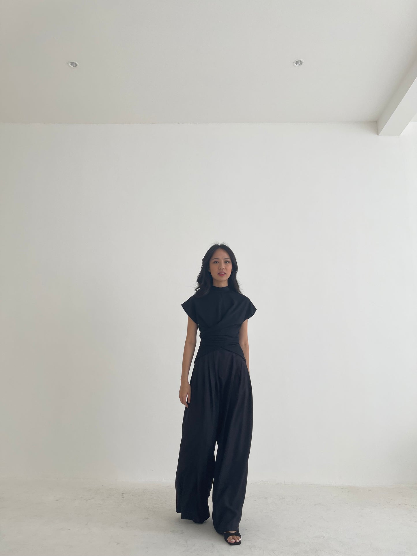 SAIGE WRAP TOP