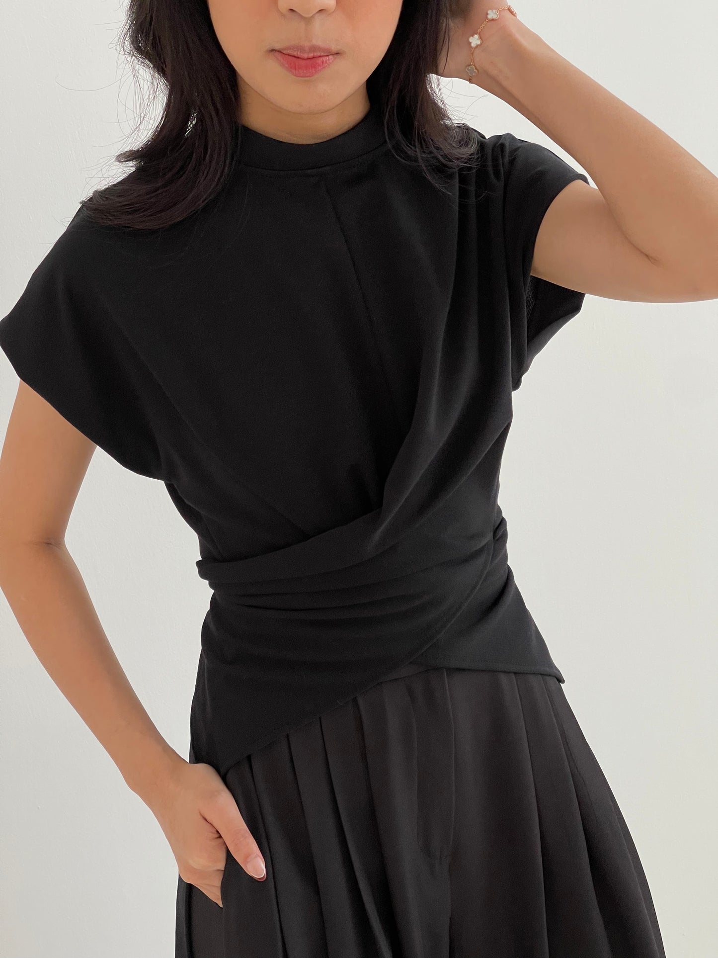 SAIGE WRAP TOP