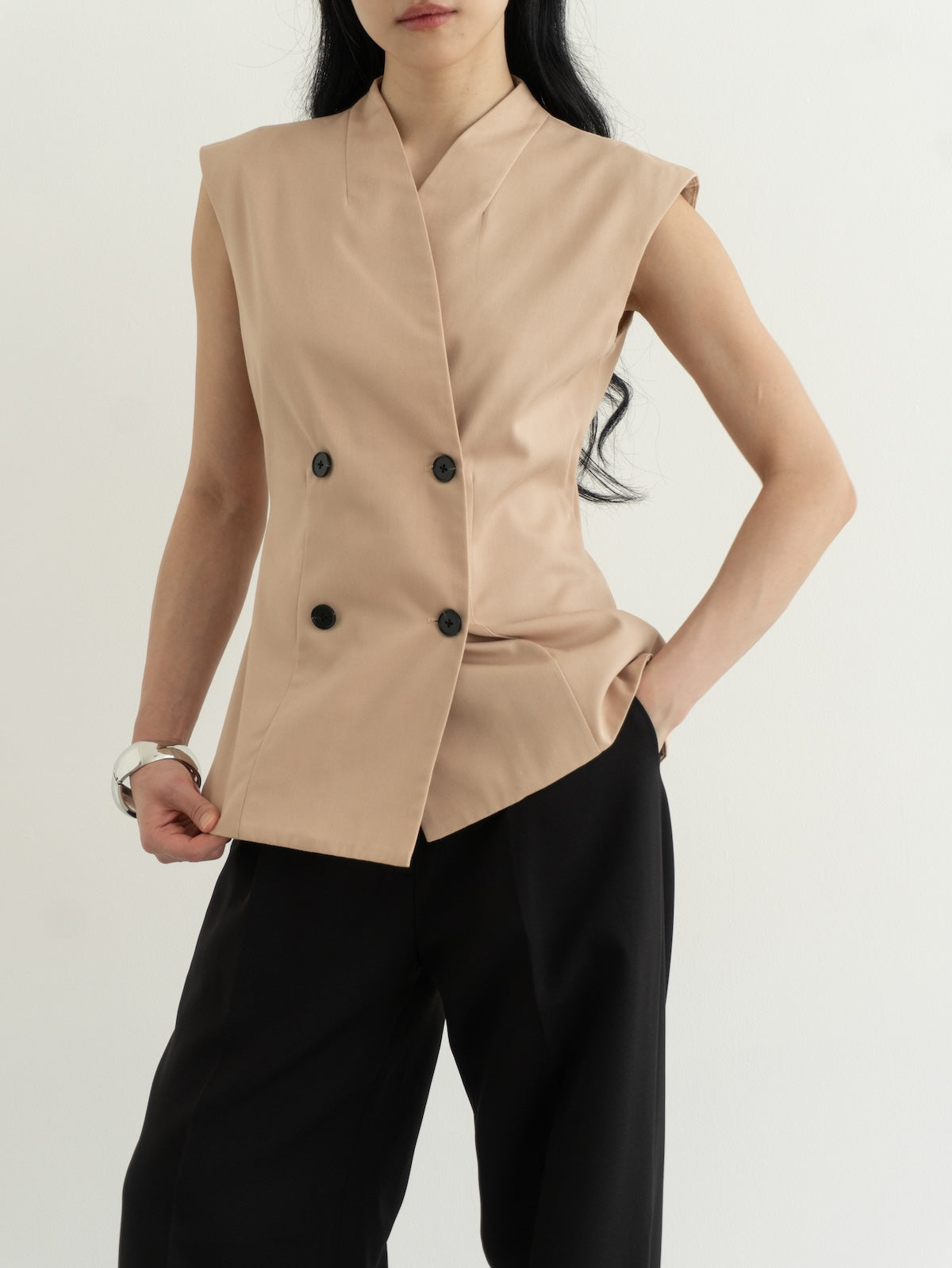 ADRIEN VEST
