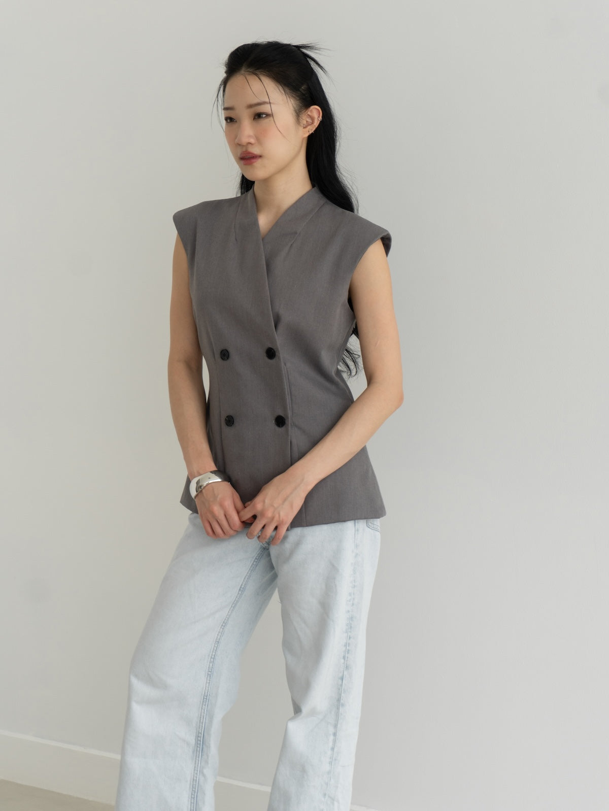 ADRIEN VEST
