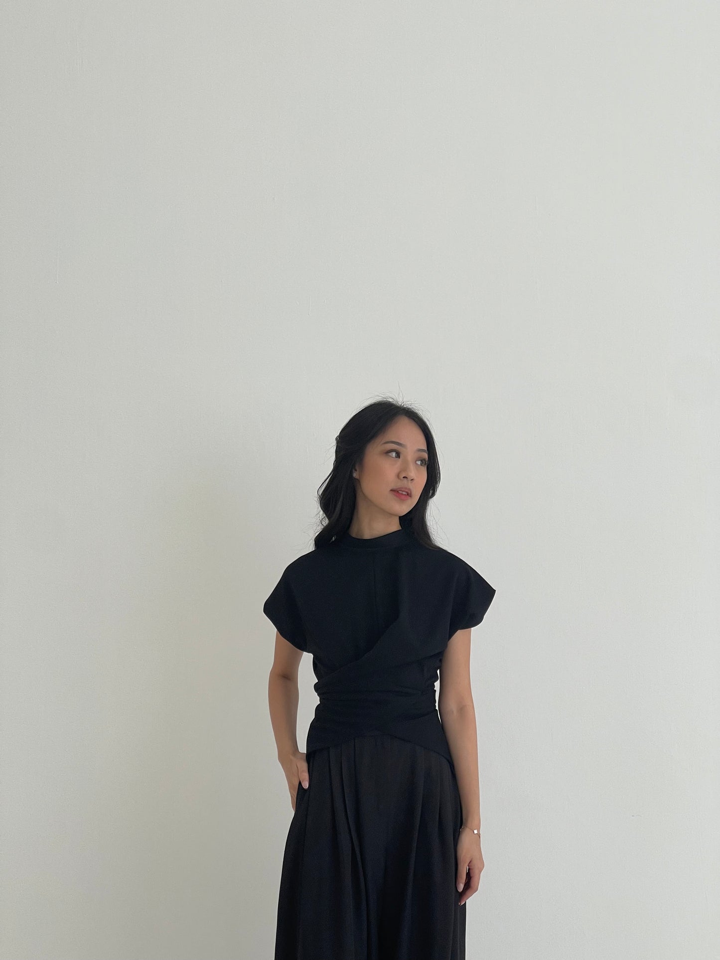 SAIGE WRAP TOP