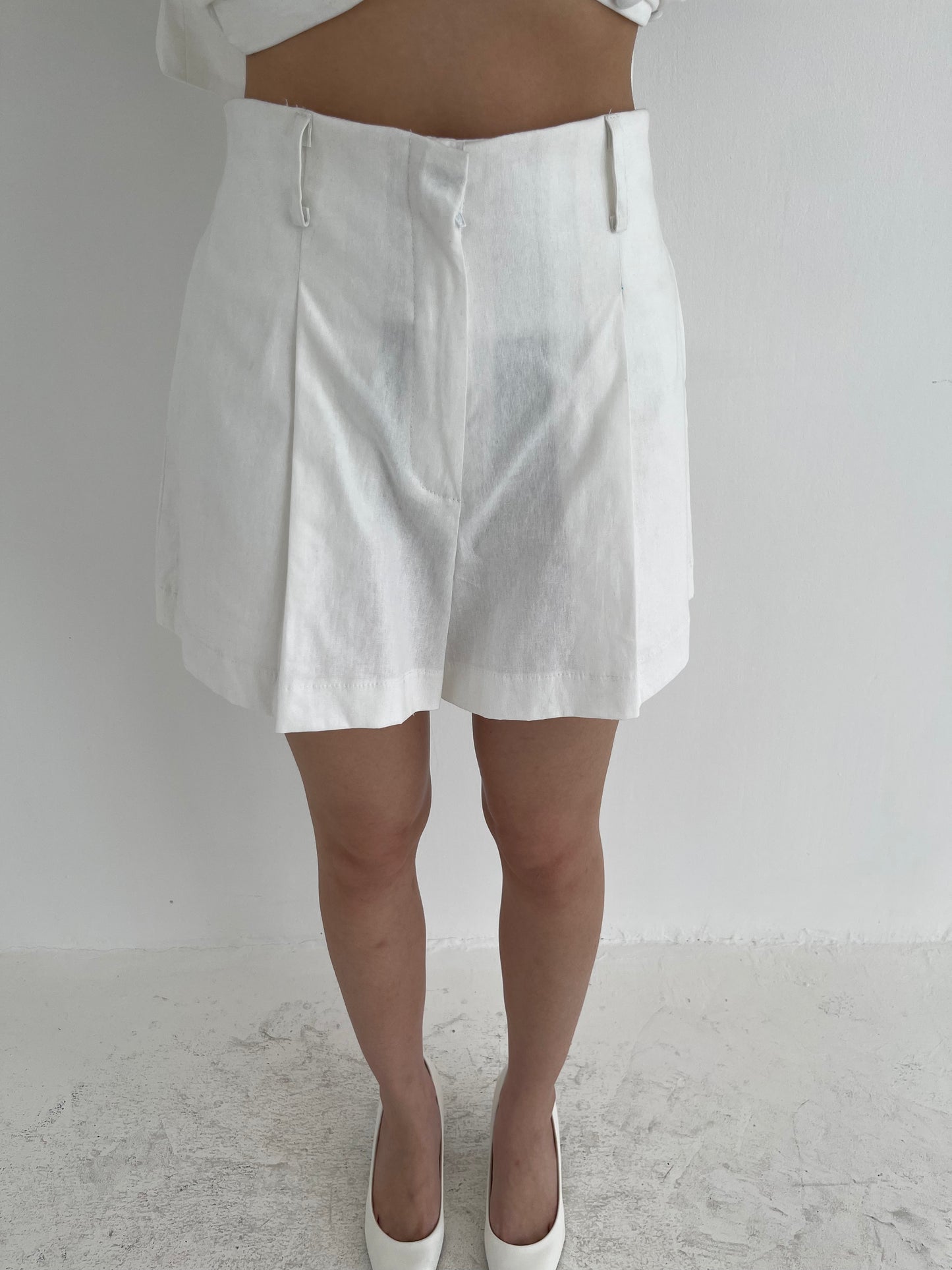 KYRA SHORT