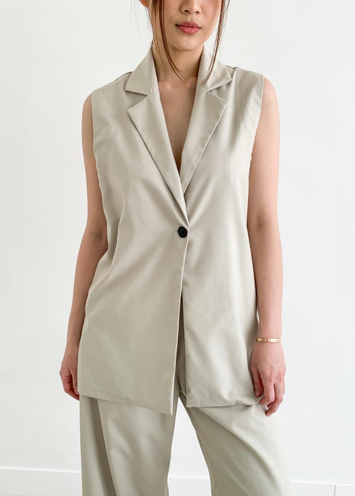 MIKA VEST