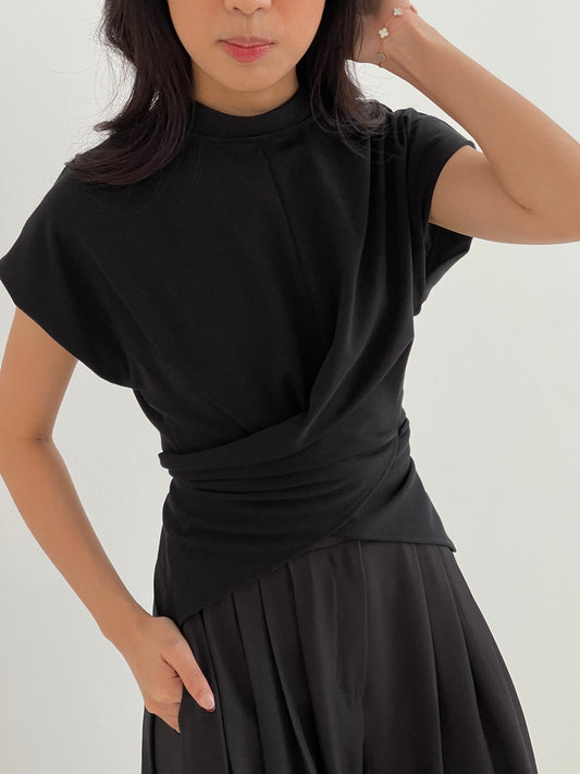 SAIGE WRAP TOP
