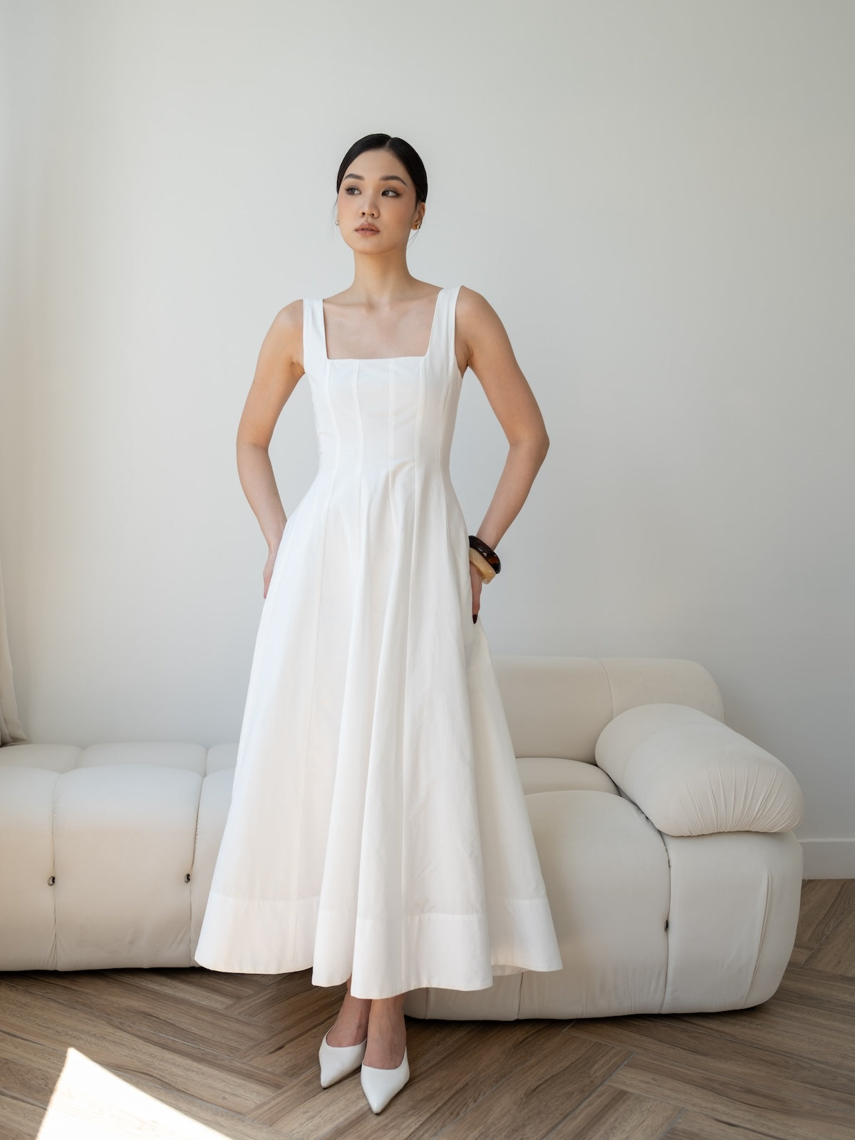 HOUR DRESS