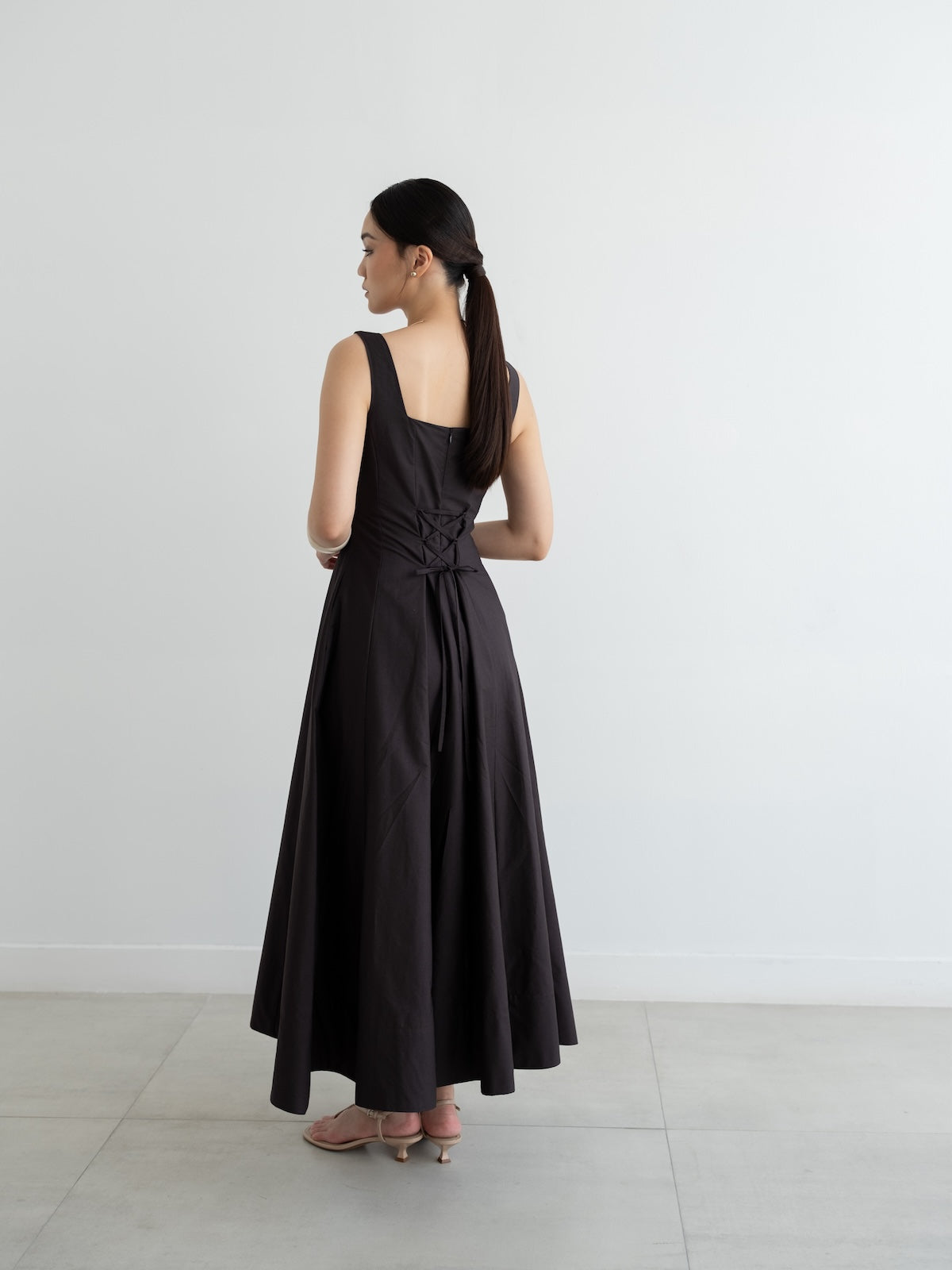 HOUR DRESS