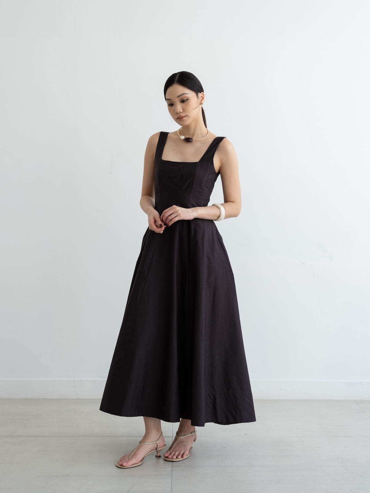 HOUR DRESS