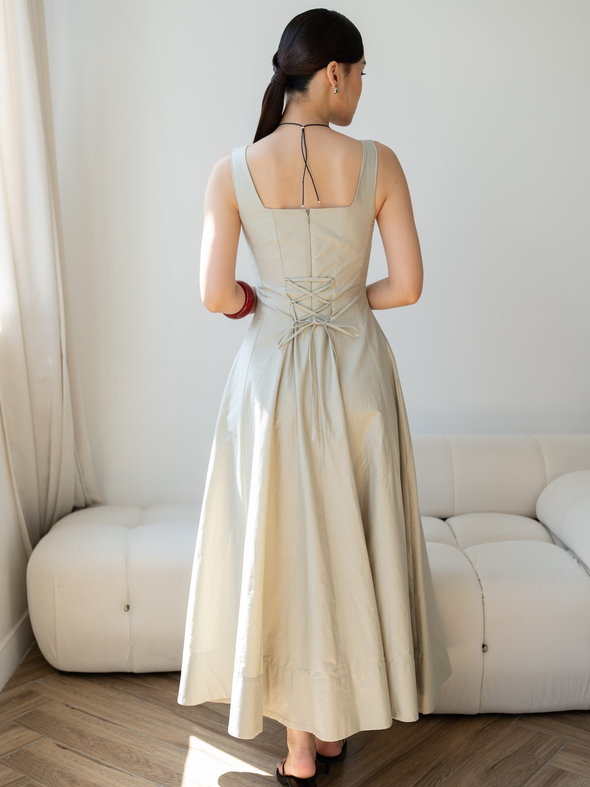 HOUR DRESS