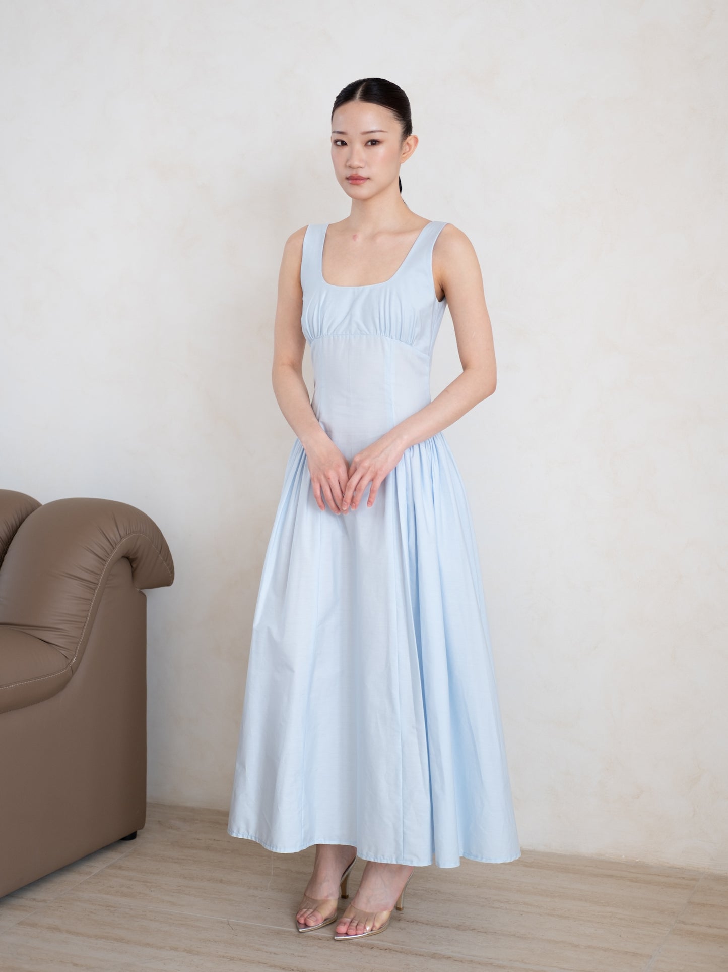 VENUE DRESS