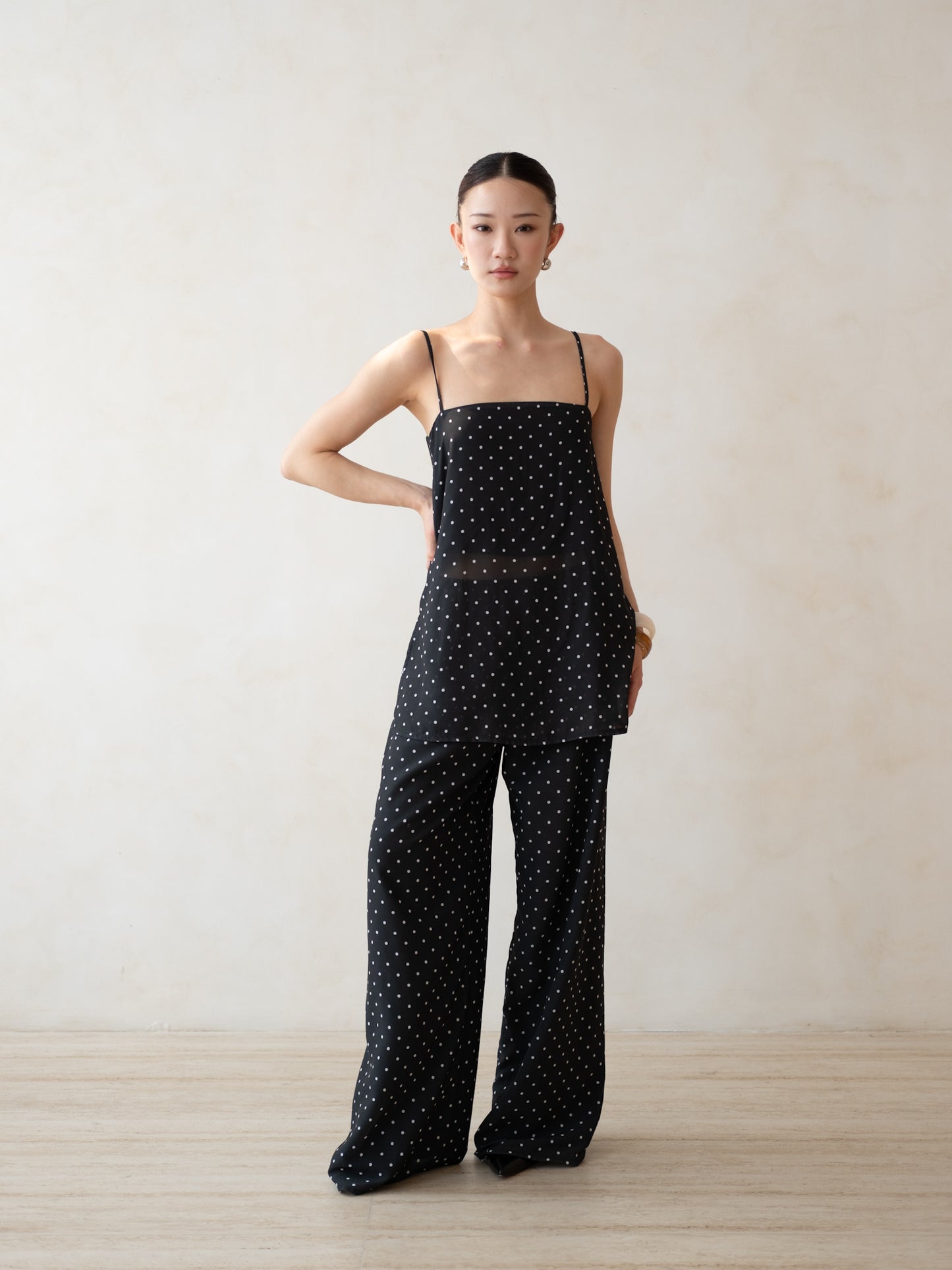 NIXIE TOP