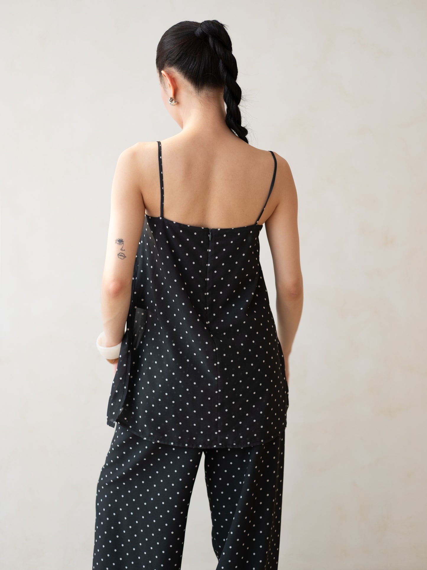 NIXIE TOP