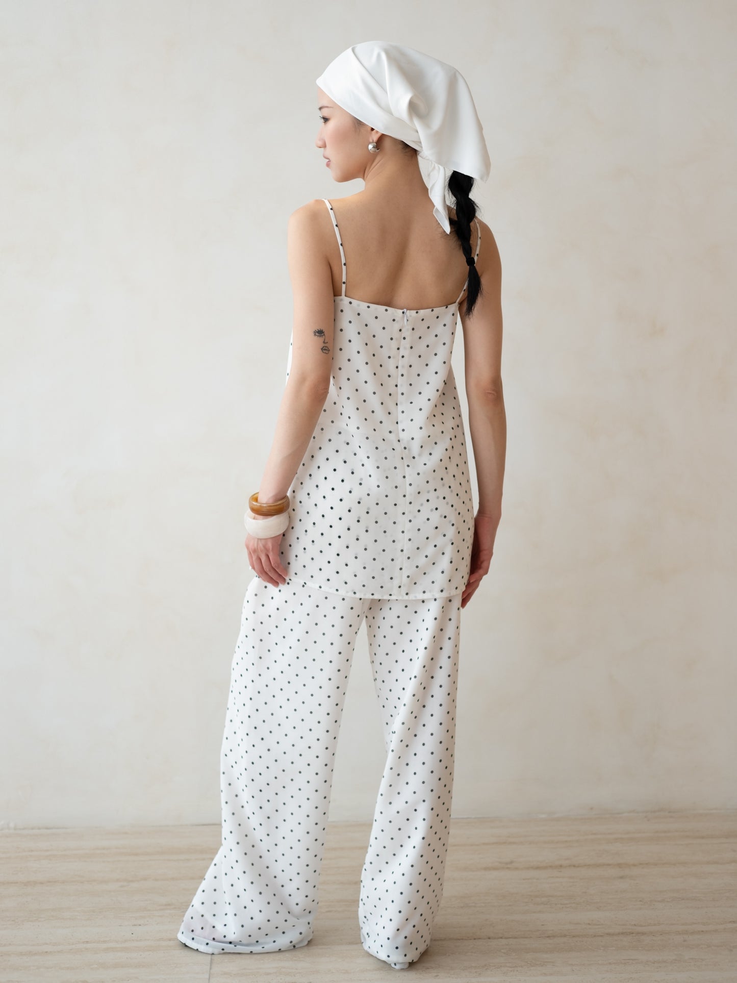 NIXIE TOP