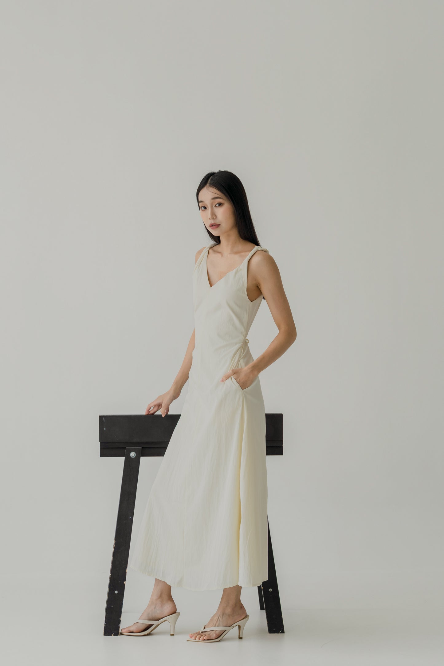 MONIK DRESS