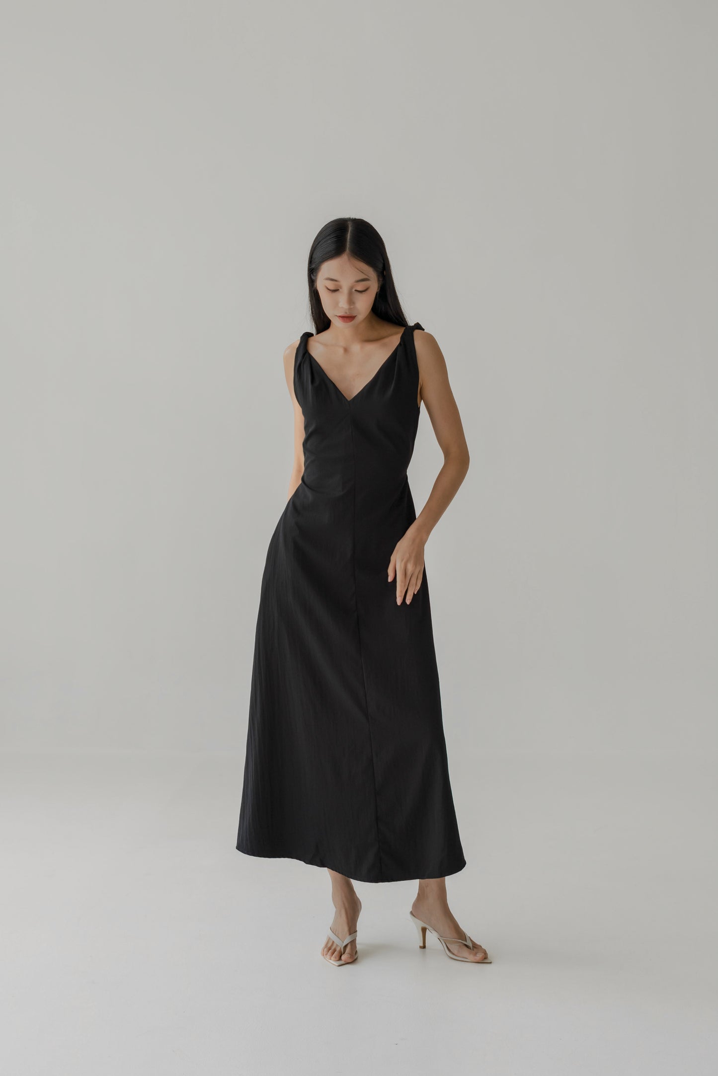 MONIK DRESS