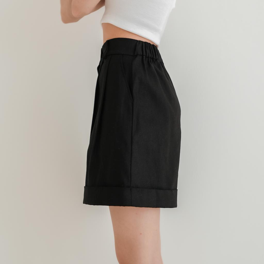 RAQUEL SHORT