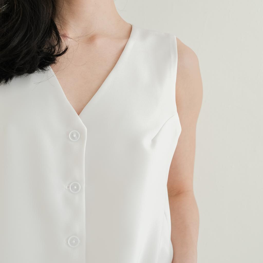 CARMEN VEST