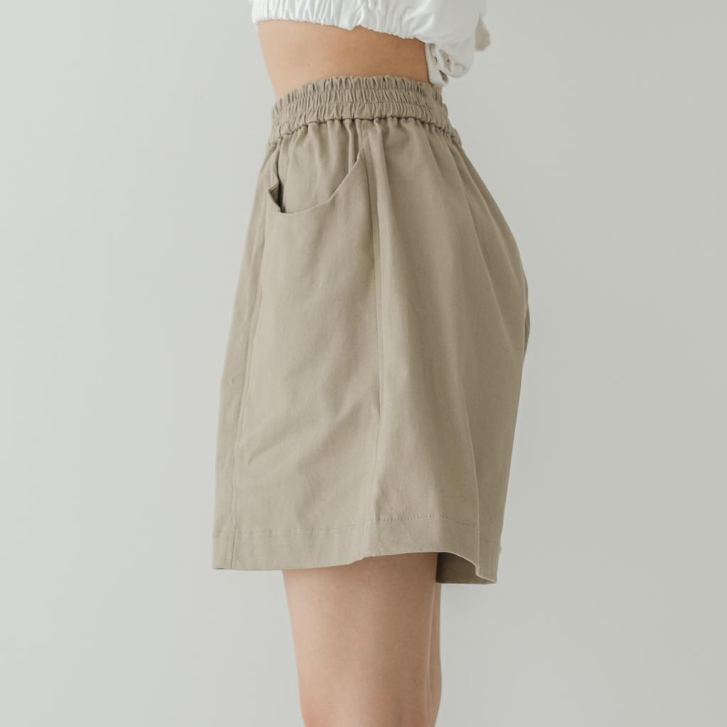 MAE SHORT