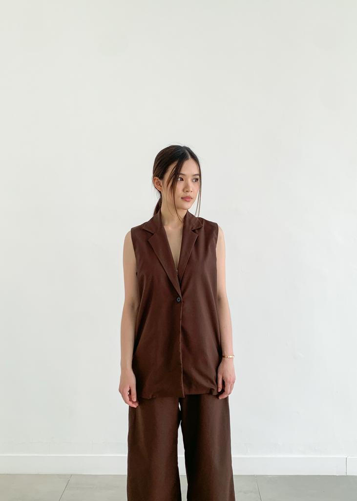 MIKA VEST